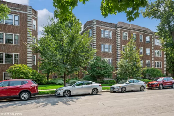 Oak Park, IL 60302,208 S Maple AVE #21