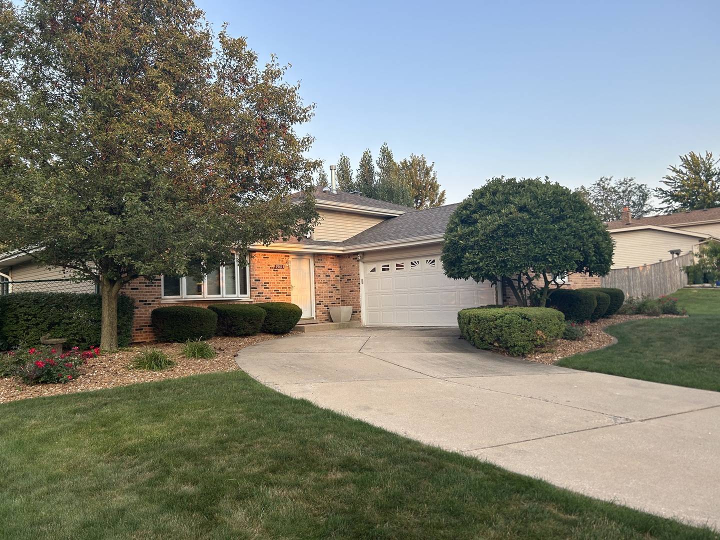 19613 Pheasant LN, Mokena, IL 60448