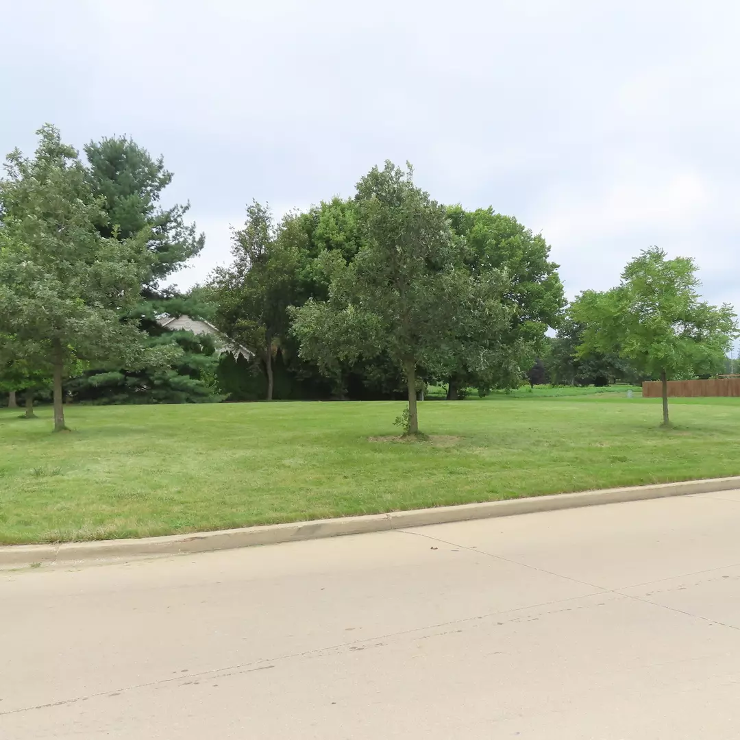 Urbana, IL 61802,1937 S Stone Creek BLVD