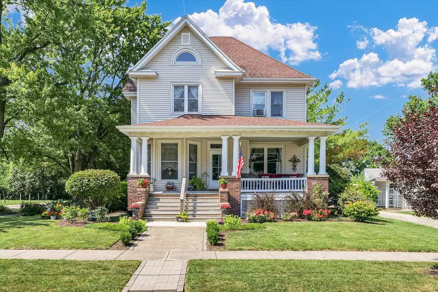 401 N MACON ST, Bement, IL 61813