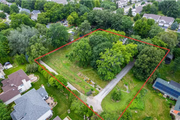 Aurora, IL 60502,32W482 Forest DR