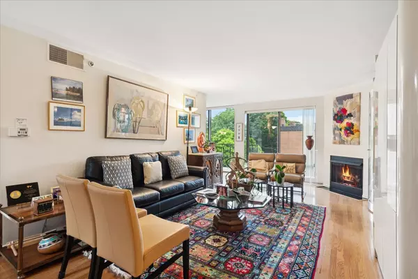 Highland Park, IL 60035,1633 2nd ST #502