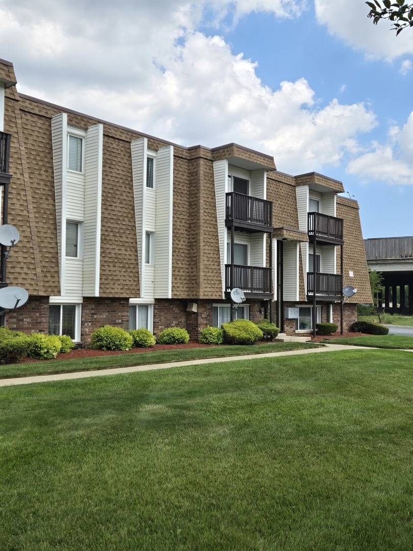 Chicago Ridge, IL 60415,10640 Brooks LN #C5