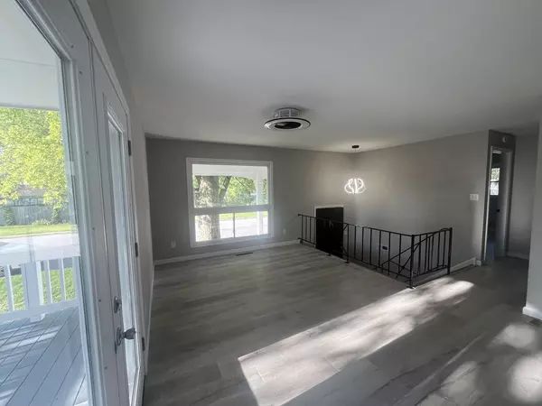 Bradley, IL 60915,1070 E Durham ST