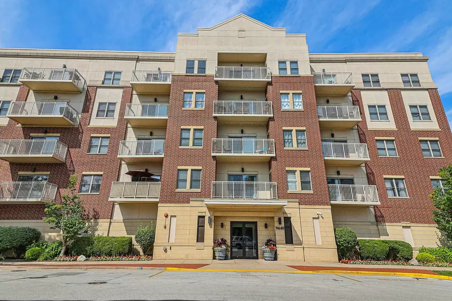 9440 S 51st AVE #406, Oak Lawn, IL 60453