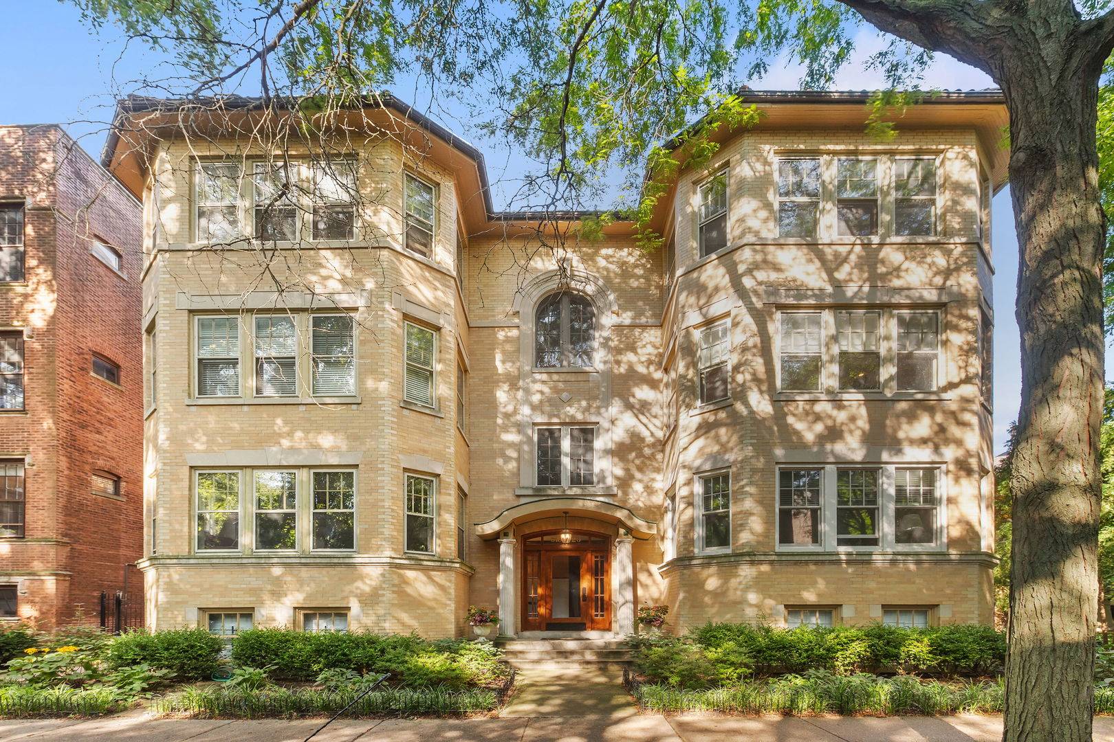 920 Michigan AVE #2, Evanston, IL 60202