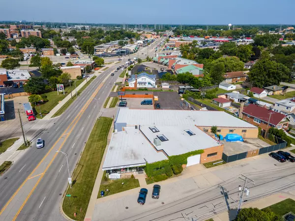 1628 Rand RD, Des Plaines, IL 60016