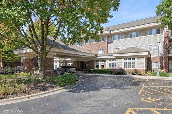 605 Barrington AVE #240, East Dundee, IL 60118