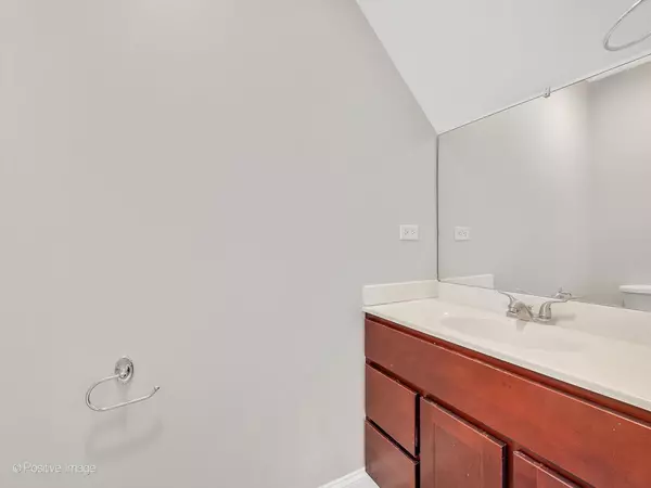 Wheaton, IL 60189,1350 S Lorraine RD #C