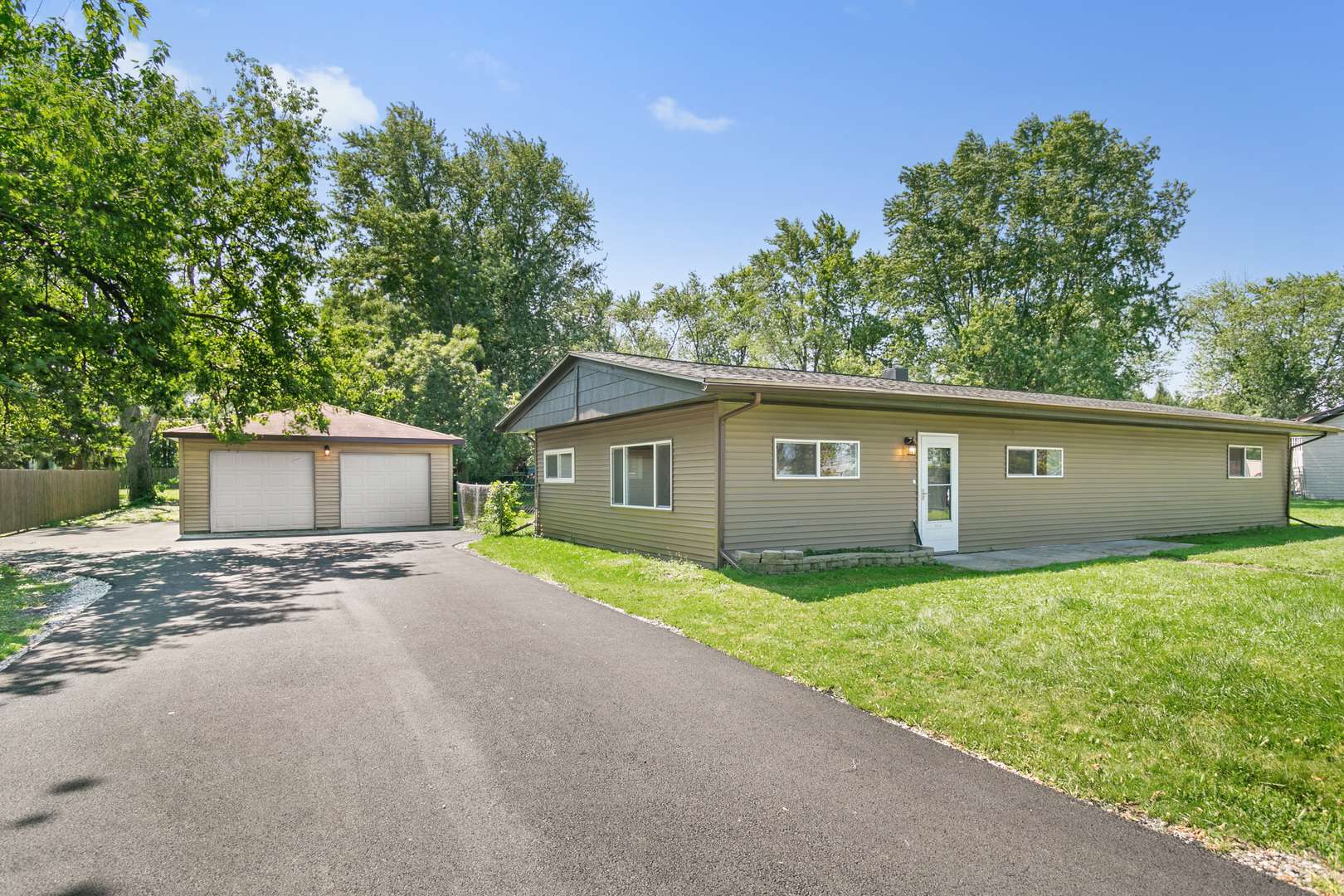 20310 Torrence AVE, Lynwood, IL 60411