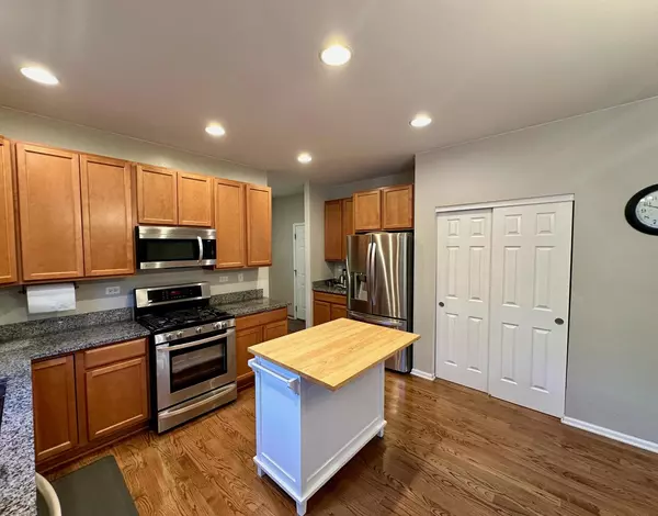 Lisle, IL 60532,5791 Oak Ridge WAY