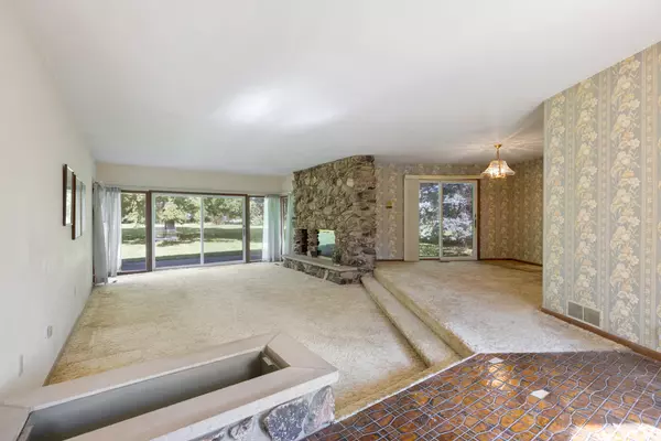 Huntley, IL 60142,6217 Lakeview DR