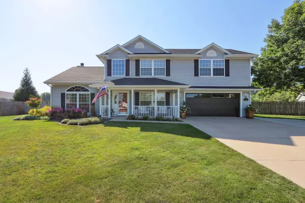400 Winston CT,  St. Joseph,  IL 61873