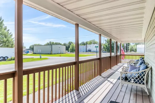 Earlville, IL 60518,402 W Park ST