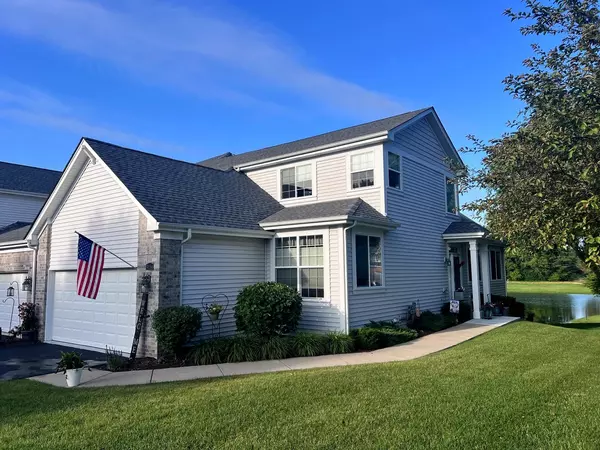 9156 Falcon Greens DR, Lakewood, IL 60014