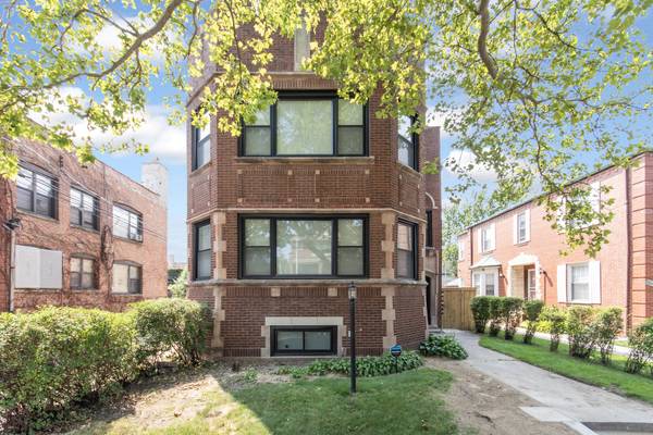 7446 S Luella AVE, Chicago, IL 60649