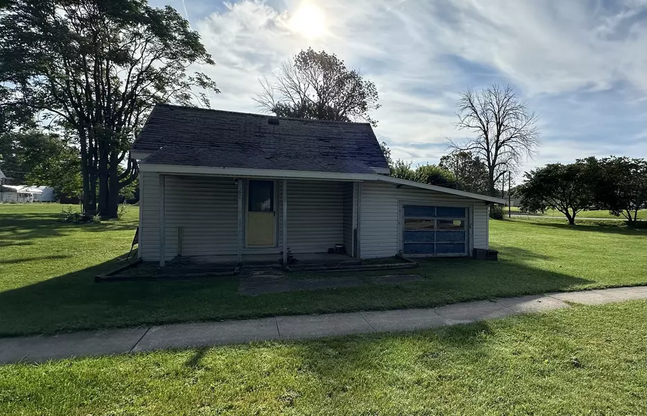320 S Main ST, Atwood, IL 61913