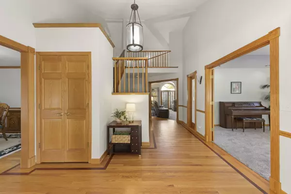 Naperville, IL 60565,2303 Boulder CT