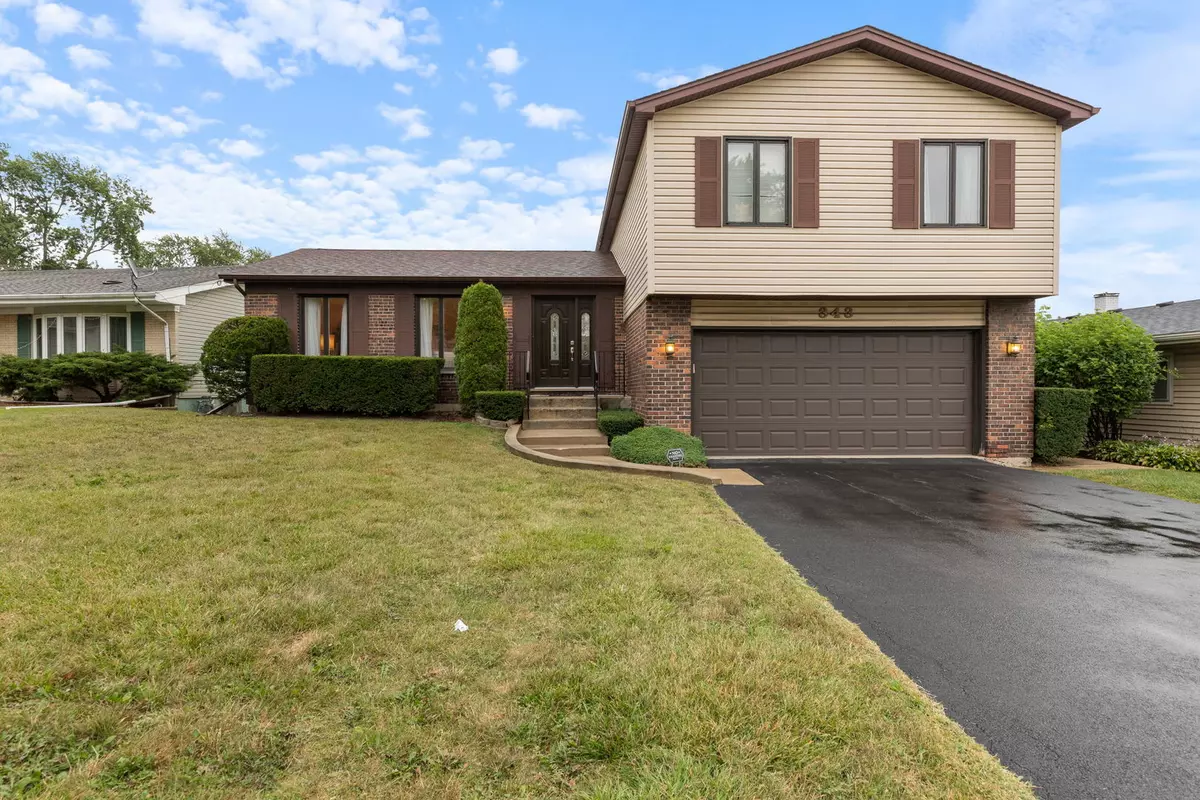 Lombard, IL 60148,343 Manor Hill CT