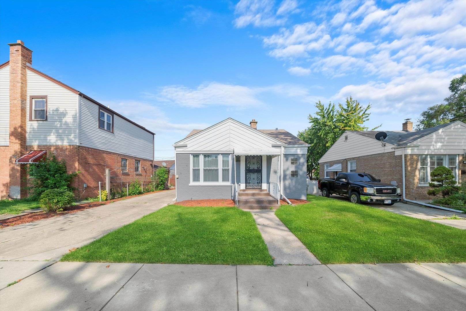503 48th AVE, Bellwood, IL 60104