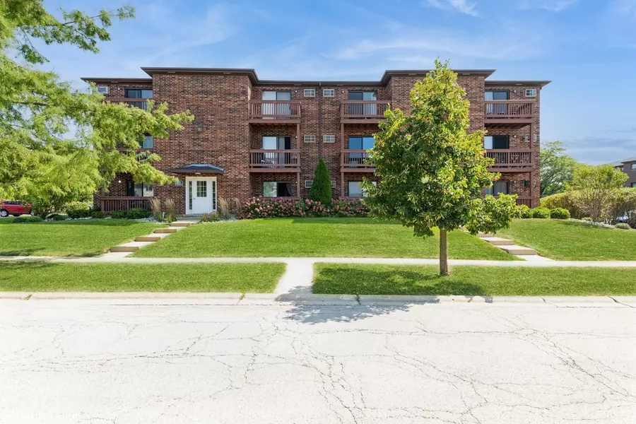 1101 Cedar ST #3A, Glendale Heights, IL 60139