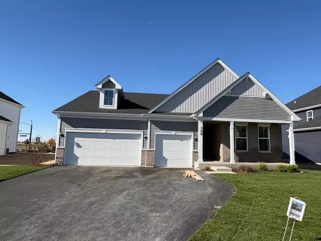 104 ELLIS RD, Algonquin, IL 60102