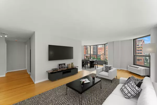Chicago, IL 60605,899 S Plymouth CT #509