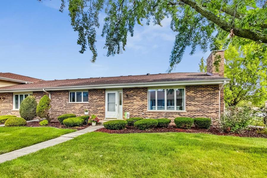 7302 W 153rd PL, Orland Park, IL 60462