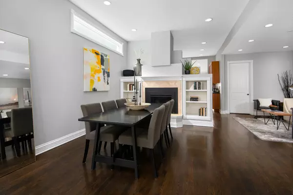 Chicago, IL 60614,2648 N Burling ST