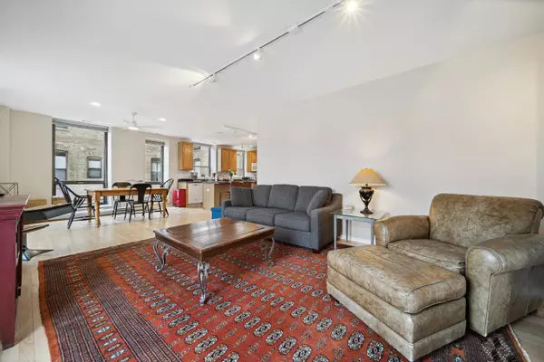 Chicago, IL 60607,811 S Lytle ST #510