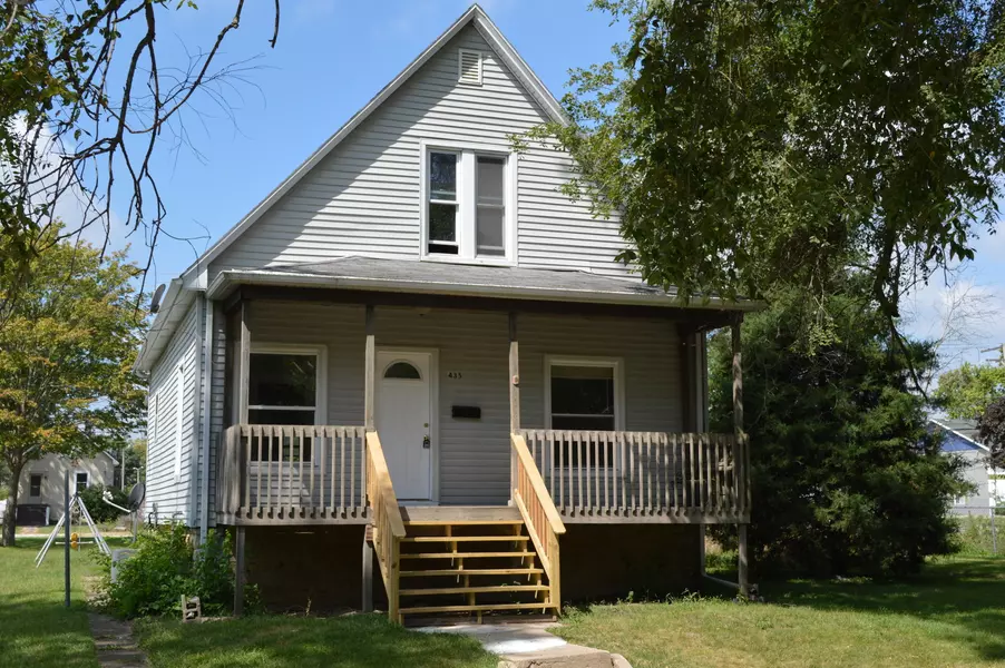 435 S Dearborn AVE, Bradley, IL 60915