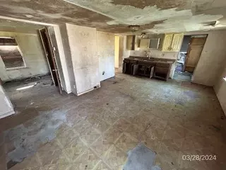 Creve Coeur, IL 61610,472 Hillcrest DR