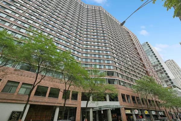 211 E Ohio ST #2301, Chicago, IL 60611