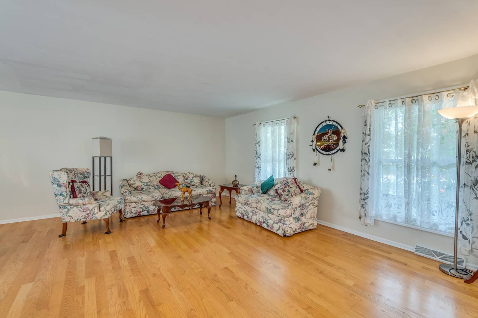 Naperville, IL 60565,1324 Frederick LN