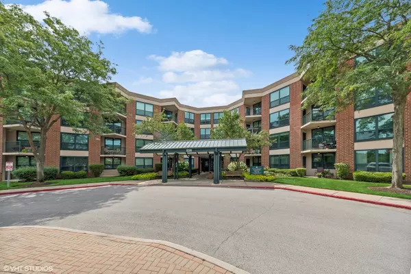 1220 Village DR #405C, Arlington Heights, IL 60004