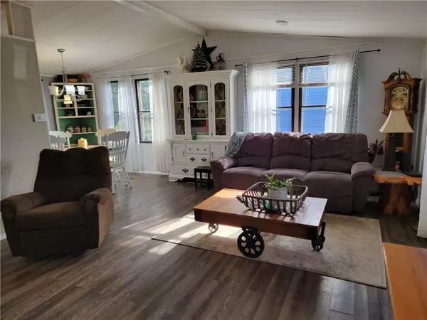 Charleston, IL 61920,1801 Garfield AVE