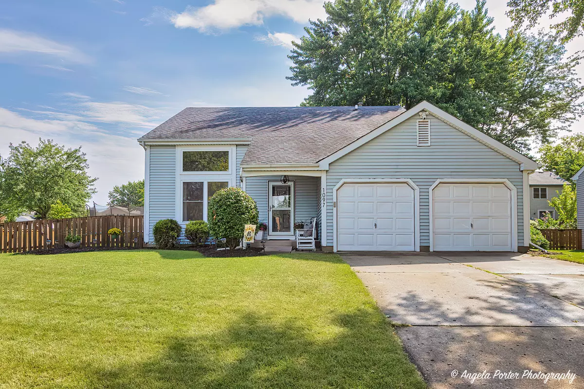 Crystal Lake, IL 60014,1097 Windridge DR
