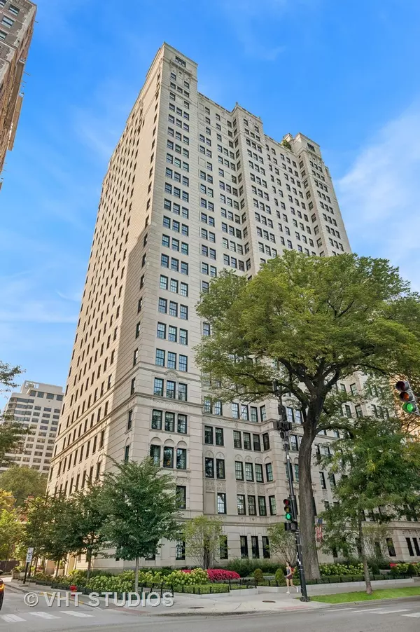 Chicago, IL 60610,1500 N Lake Shore DR #22A