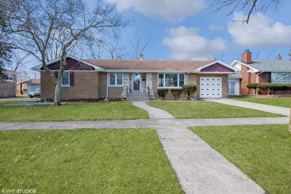 14726 Dearborn ST, Dolton, IL 60419