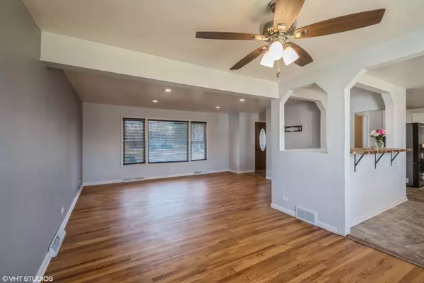 Dolton, IL 60419,14726 Dearborn ST