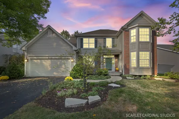 256 Belle Vue LN, Sugar Grove, IL 60554