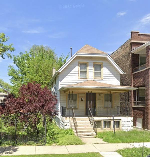 5252 W Adams ST, Chicago, IL 60644