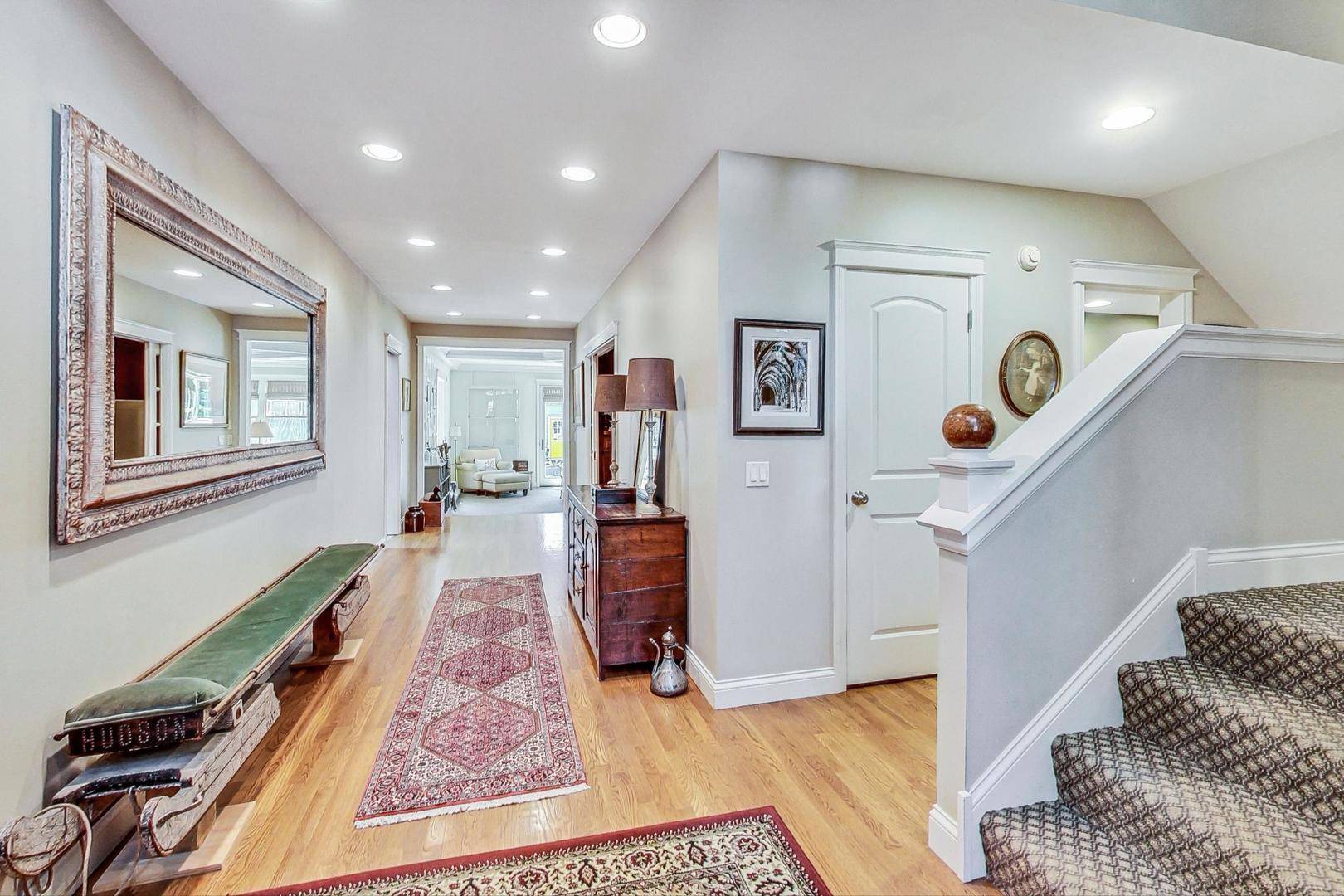 Wilmette, IL 60091,611 Elmwood AVE