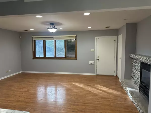 Park Forest, IL 60466,9 Marquette PL