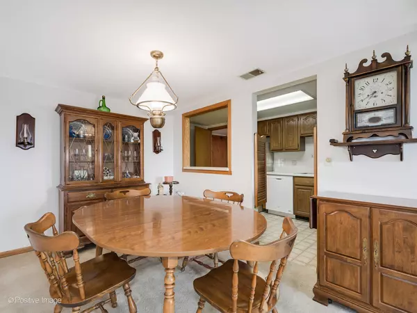 Des Plaines, IL 60016,1365 Ashland AVE #504