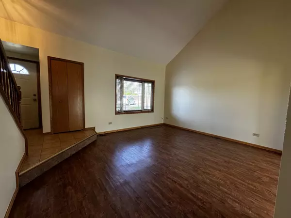 Crest Hill, IL 60403,2029 Manico CT
