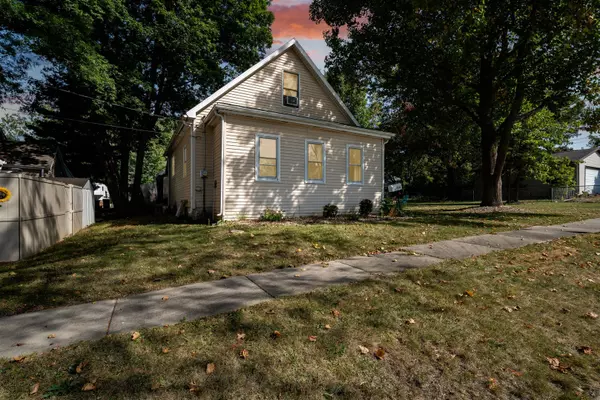 Bloomington, IL 61701,1509 N Oak ST