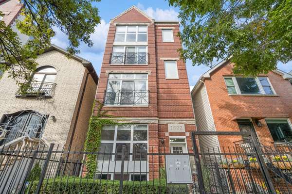 1632 W Erie ST #1, Chicago, IL 60622