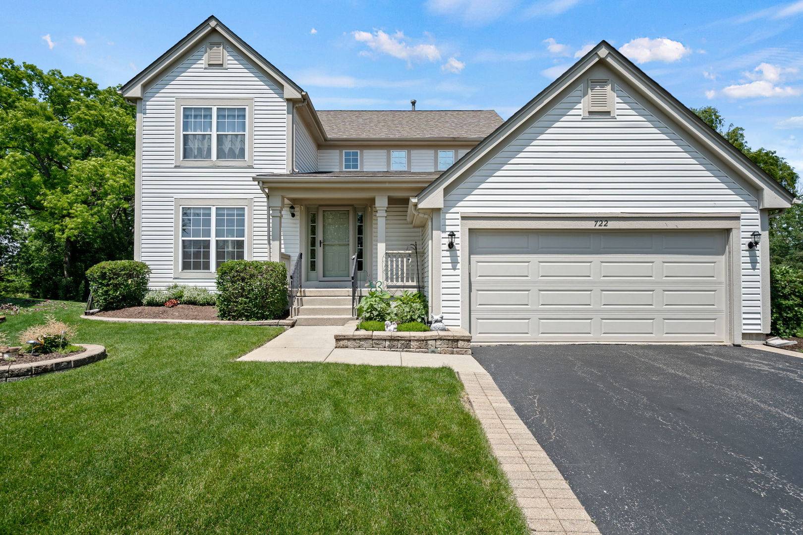 722 Brighton CIR, Port Barrington, IL 60010