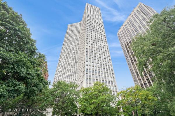 2626 N Lakeview AVE #3910, Chicago, IL 60614